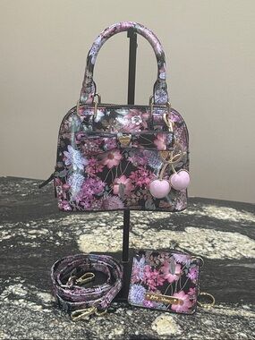 NWOT Betsey Johnson Mini w/Wallet